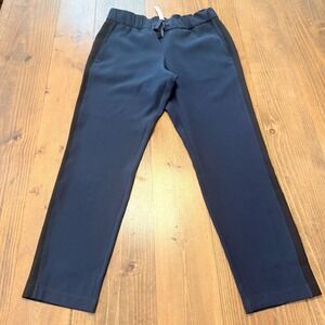 Lululemon Women's On The Fly Straight Leg Pants Size 6‎ Navy Blue Leg Stripe